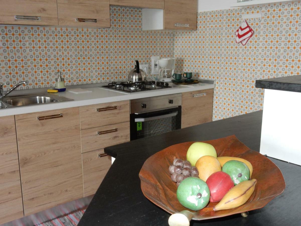 Villa Vista Mare ลาวาญา ภายนอก รูปภาพ